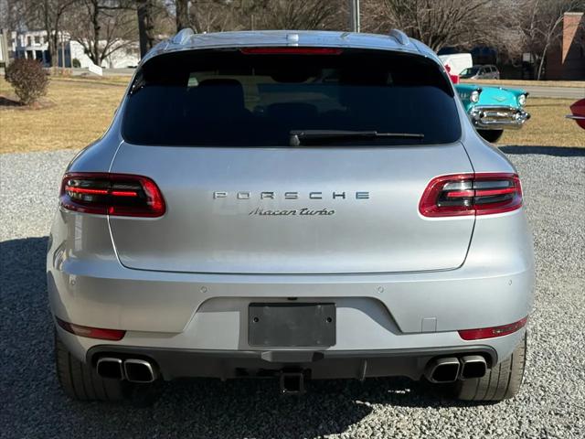 2015 Porsche Macan Turbo