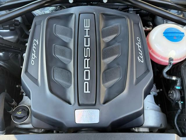 2015 Porsche Macan Turbo