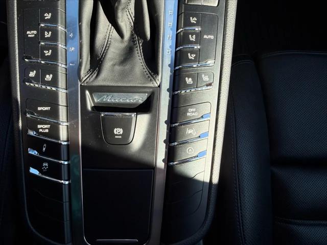 2015 Porsche Macan Turbo