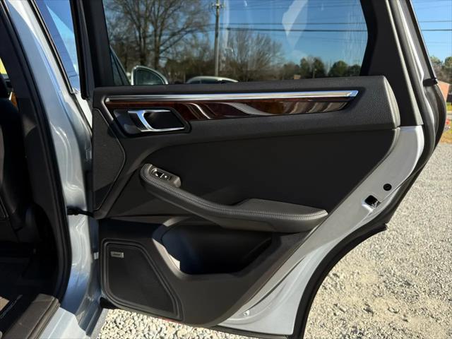 2015 Porsche Macan Turbo