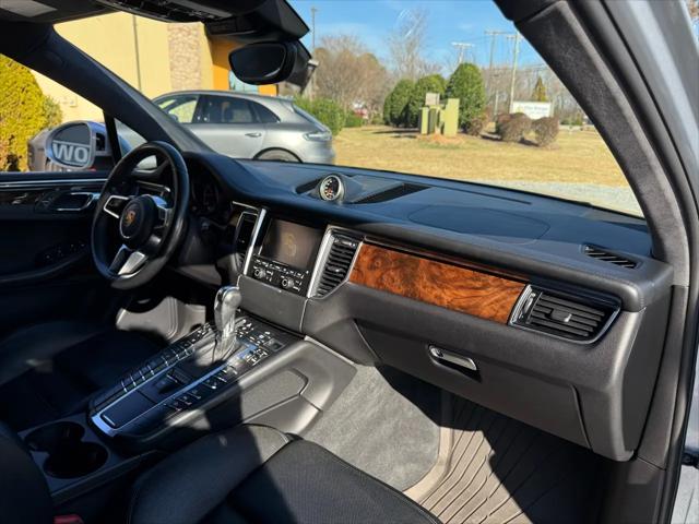 2015 Porsche Macan Turbo