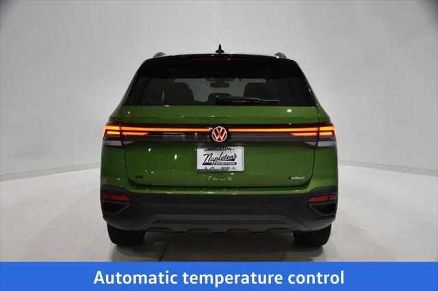 2026 Volkswagen Taos SE Black
