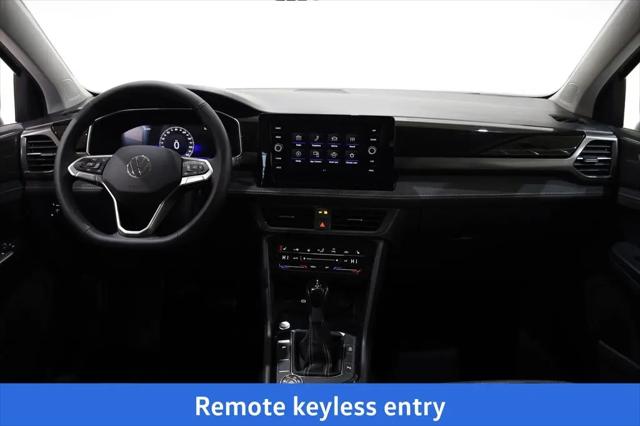 2026 Volkswagen Taos SE Black