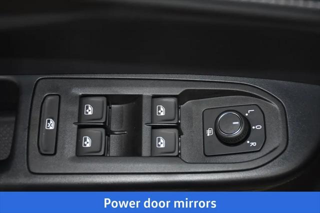 2026 Volkswagen Taos SE Black