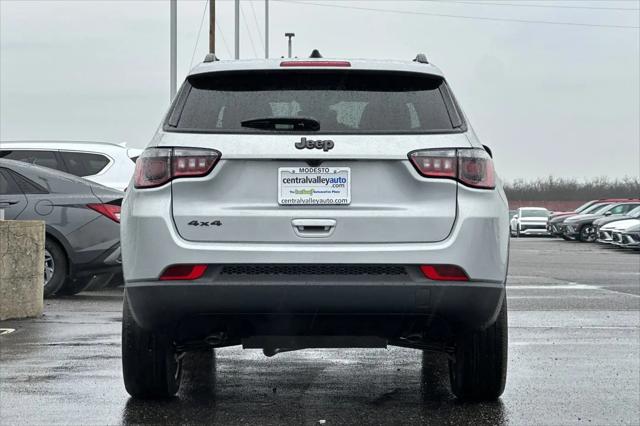 2026 Jeep Compass Latitude Altitude