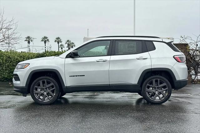 2026 Jeep Compass Latitude Altitude