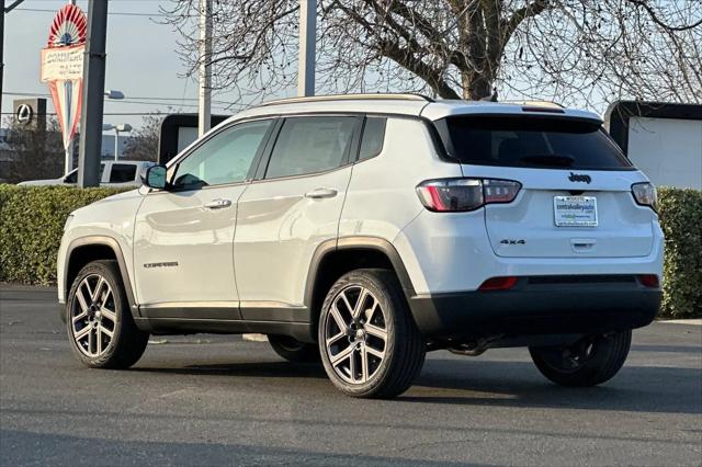 2026 Jeep Compass Latitude Altitude
