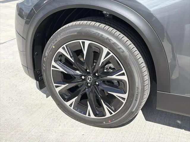 2026 Mazda X-90 Premium Plus