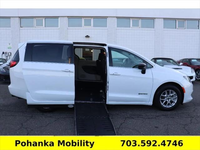 2024 Chrysler Voyager LX for sale in Chantilly, VA