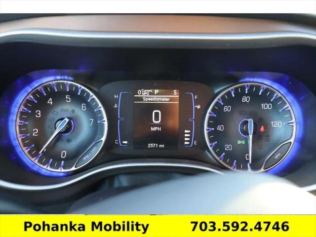 2024 Chrysler Voyager LX
