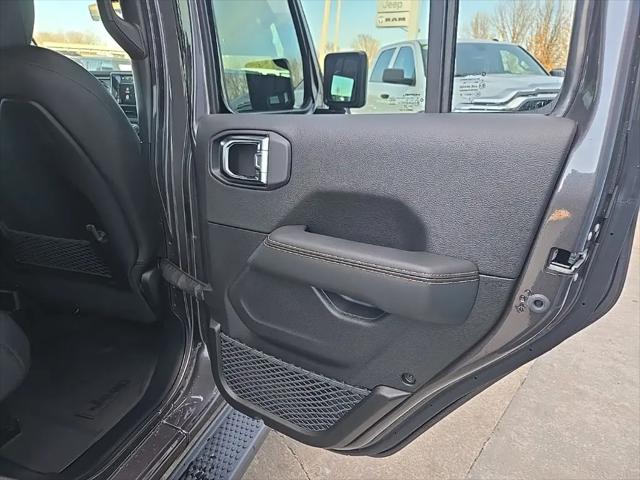 2026 Jeep Wrangler 4-Door Sahara 4x4