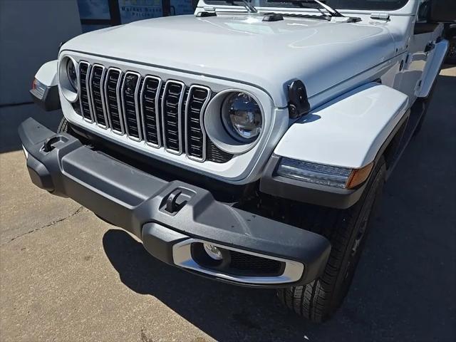 2026 Jeep Wrangler 4-Door Sahara 4x4