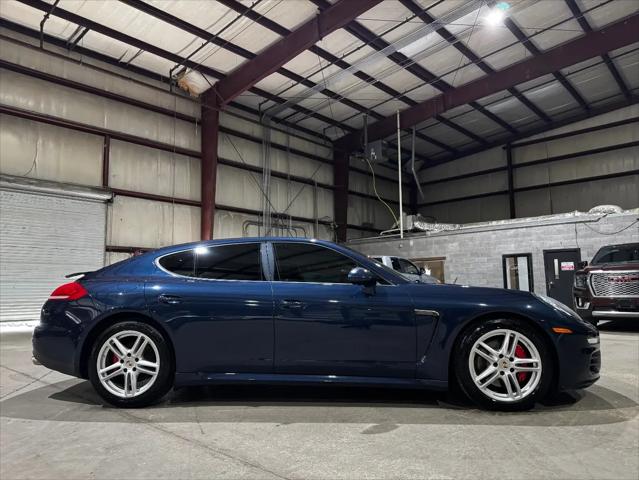 2014 Porsche Panamera 4