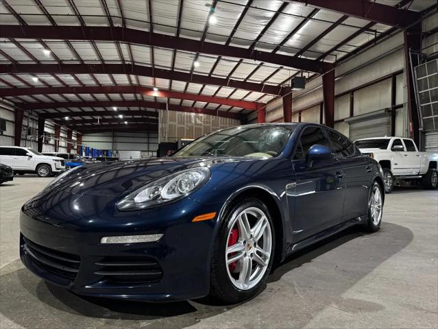2014 Porsche Panamera 4