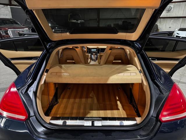 2014 Porsche Panamera 4