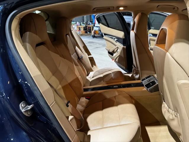 2014 Porsche Panamera 4