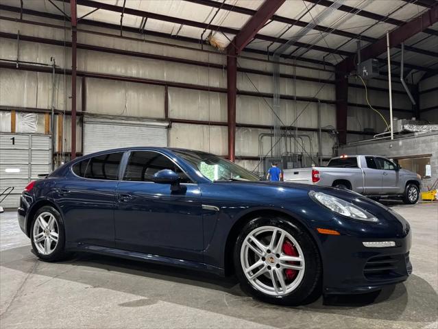 2014 Porsche Panamera 4