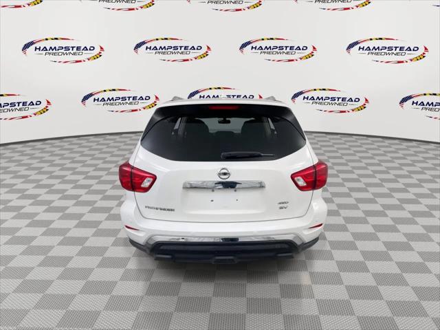 2019 Nissan Pathfinder SV