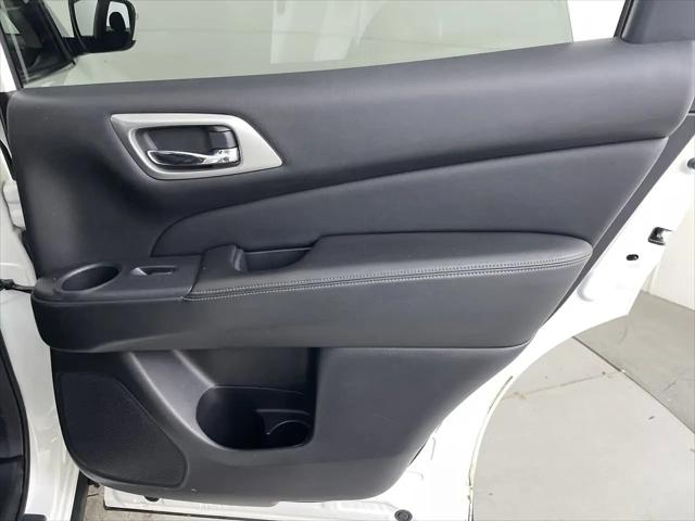 2019 Nissan Pathfinder SV