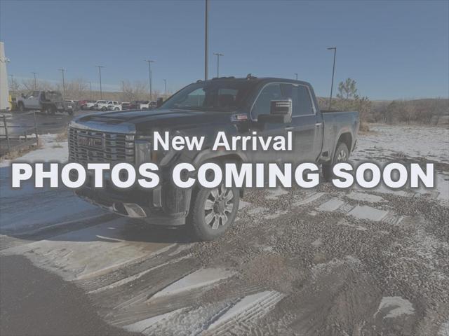 2025 GMC Sierra 3500HD 4WD Crew Cab Standard Bed Denali