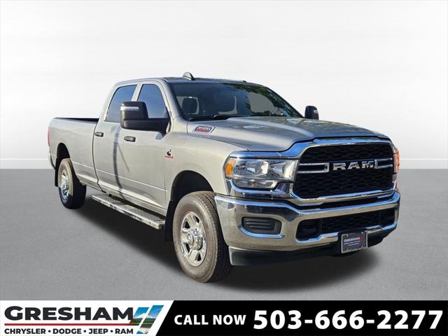 2024 RAM 3500 Tradesman Crew Cab 4x4 8 Box