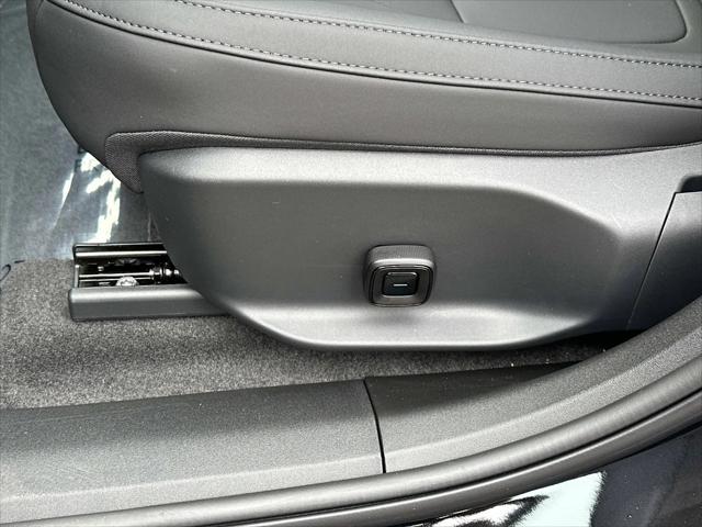 2026 Volvo EX30 Plus Twin Motor Performance, Fully electric