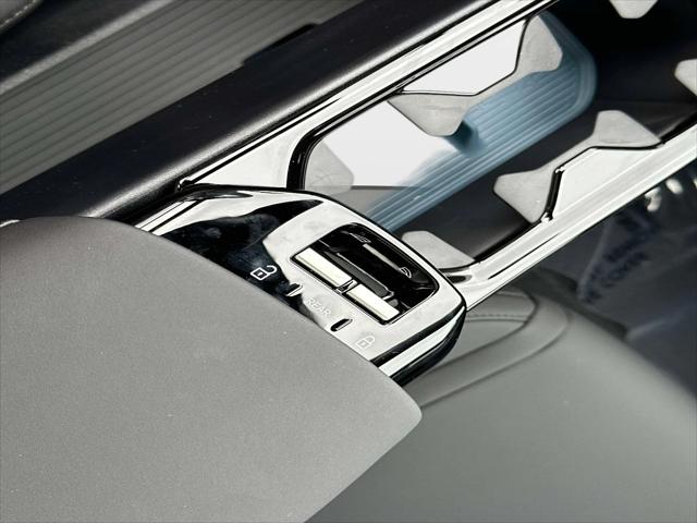 2026 Volvo EX30 Plus Twin Motor Performance, Fully electric