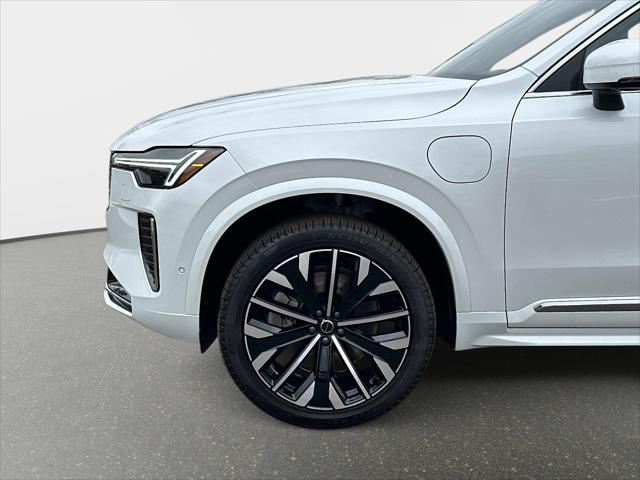 2026 Volvo XC90 Plug-In Hybrid Plus, T8 AWD, Electric/Gasoline, Bright, 6 Seats
