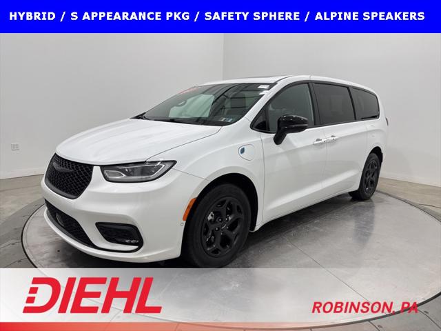 2023 Chrysler Pacifica Hybrid Limited