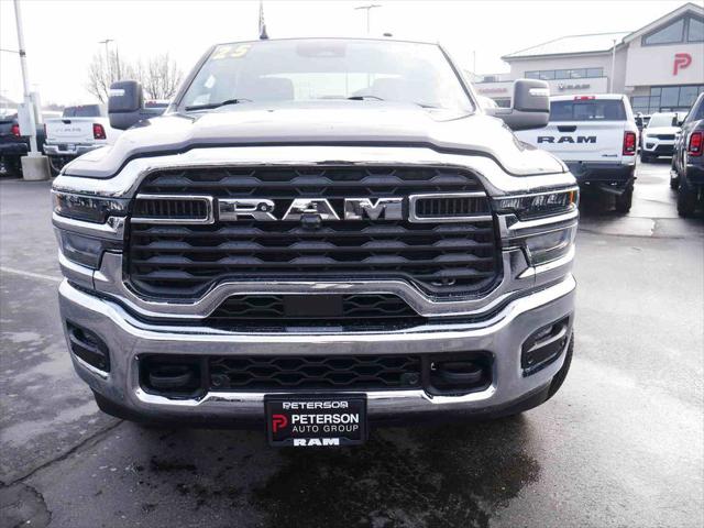 2025 RAM 3500 Big Horn Crew Cab 4x4 8 Box