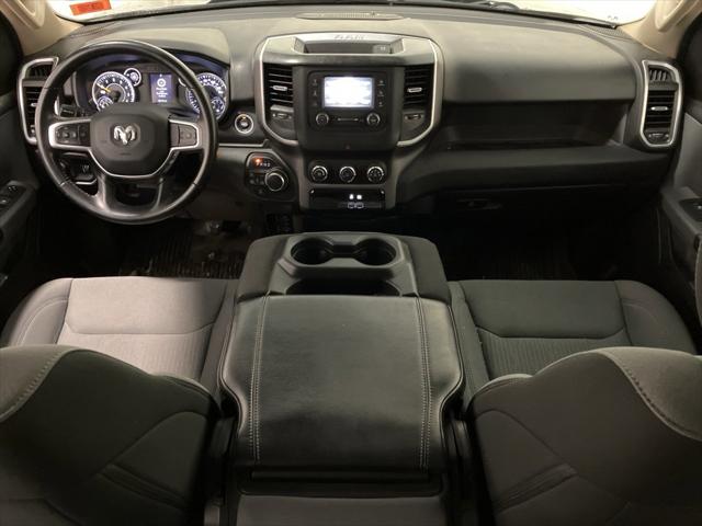 2020 RAM 1500 Big Horn Crew Cab 4x4 57 Box