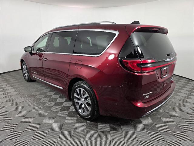 2023 Chrysler Pacifica Hybrid Pinnacle