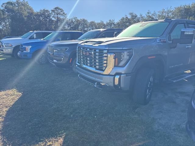 2025 GMC Sierra 2500HD 4WD Crew Cab Standard Bed Denali 2025 GMC Sierra 2500HD 4WD Crew Cab Standard Bed Denali