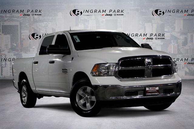 2023 RAM 1500 Classic SLT Crew Cab 4x4 57 Box 2023 RAM 1500 Classic SLT Crew Cab 4x4 57 Box