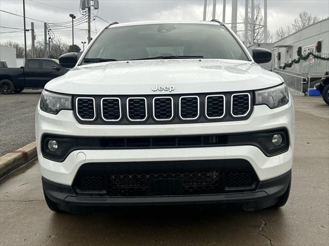 2024 Jeep Compass Latitude Lux FWD
