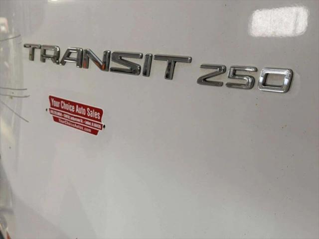 2016 Ford Transit w/60/40 Side Door w/RWB