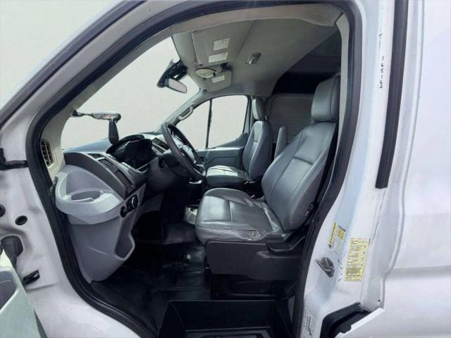 2016 Ford Transit w/60/40 Side Door w/RWB