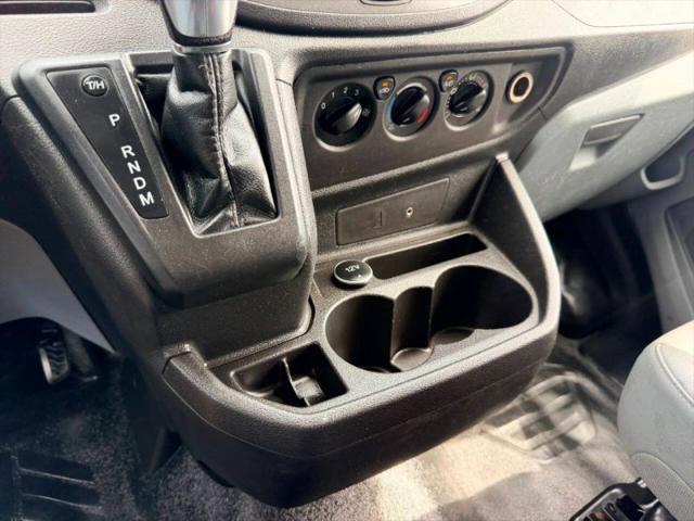 2016 Ford Transit w/60/40 Side Door w/RWB
