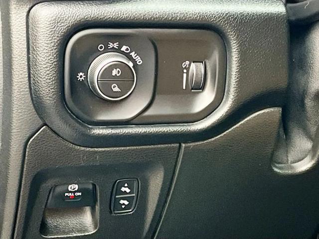 2022 Ram 1500 Lone Star Crew Cab 4x4 5'7" Box