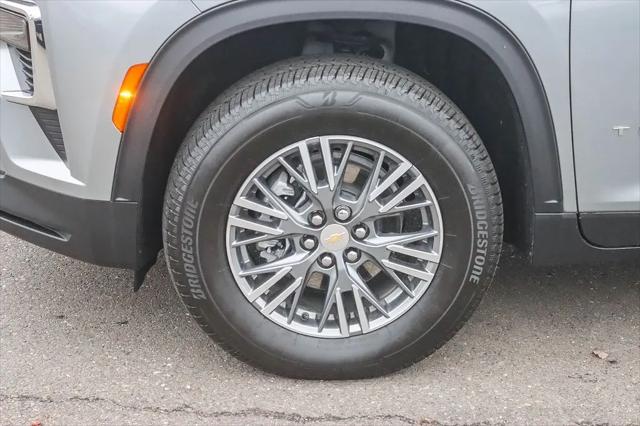 2026 Chevrolet Traverse AWD LT