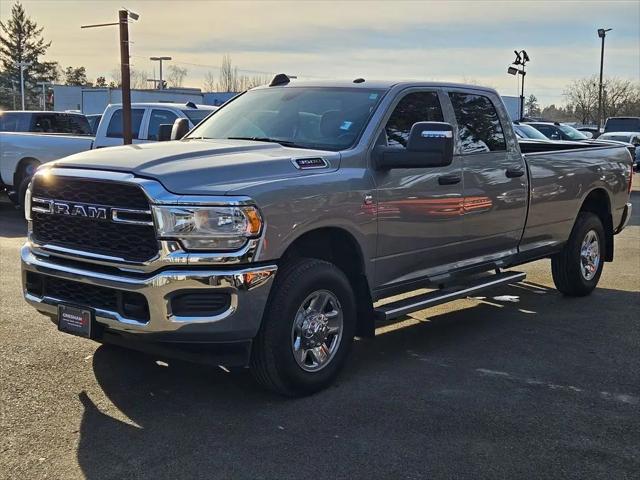 2024 Ram 3500 Tradesman Crew Cab 4x4 8' Box