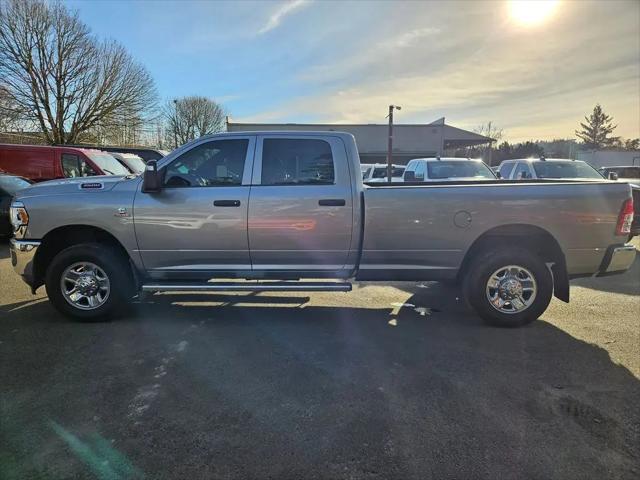 2024 Ram 3500 Tradesman Crew Cab 4x4 8' Box