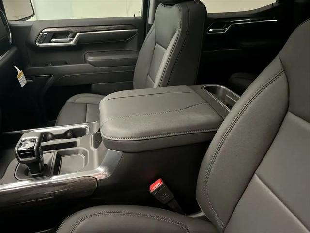 2026 Chevrolet Silverado 1500 4WD Crew Cab Short Bed LTZ