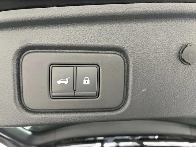 2022 Nissan Pathfinder SL 4WD