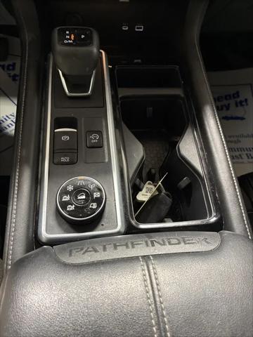 2022 Nissan Pathfinder SL 4WD