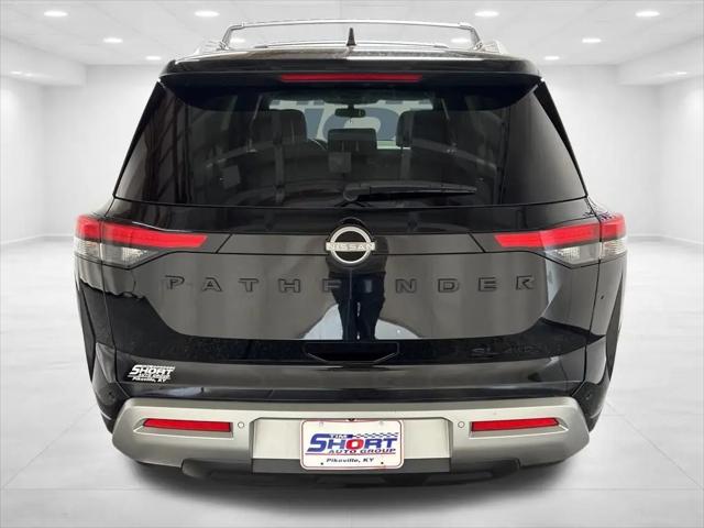 2022 Nissan Pathfinder SL 4WD
