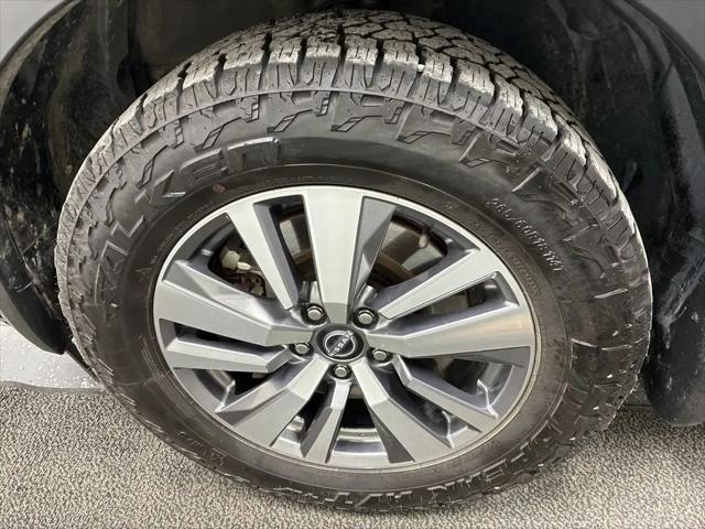2022 Nissan Pathfinder SL 4WD