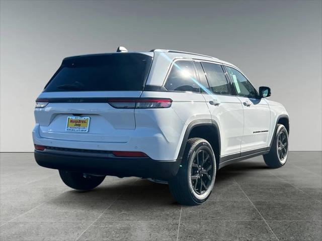 2026 Jeep Grand Cherokee Altitude 4x2