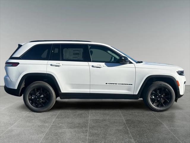 2026 Jeep Grand Cherokee Altitude 4x2