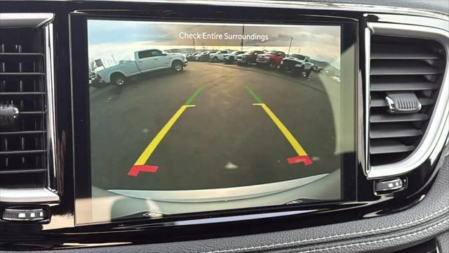 2026 Chrysler Pacifica Select AWD